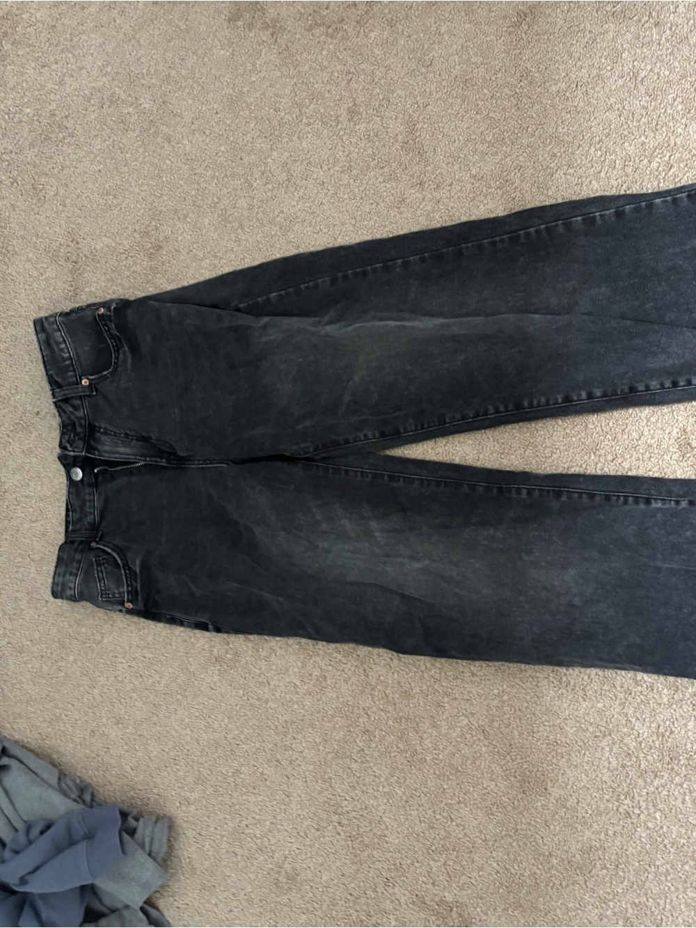 Black Women's Straight-Leg Jeans - Classic Everyday Fit